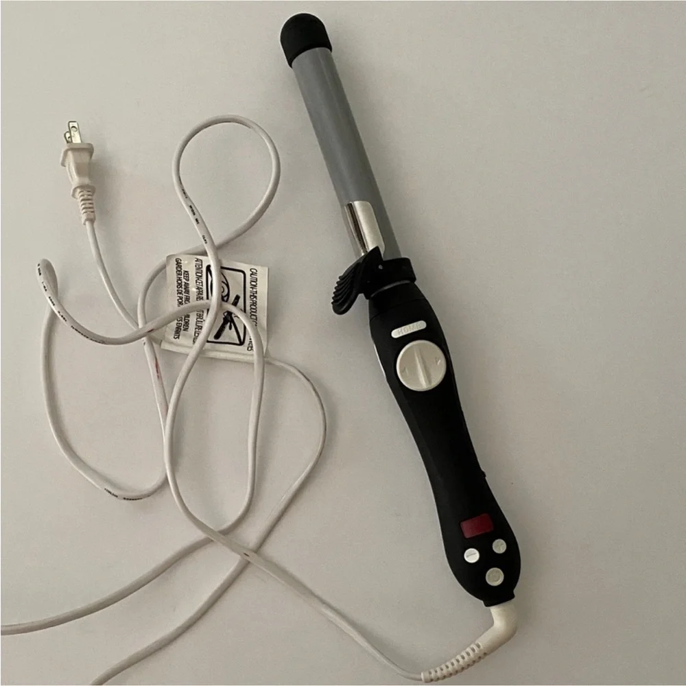 Beachwaver Curling Iron Hair Iron S1 Dual Voltage Rotating Curling Iron 1.25